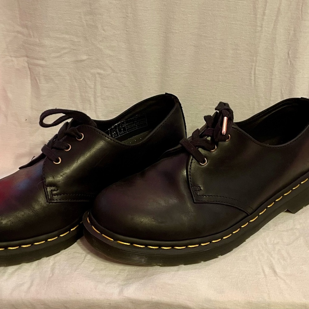 Black Dr. Martens Oxford style shoes EU 41